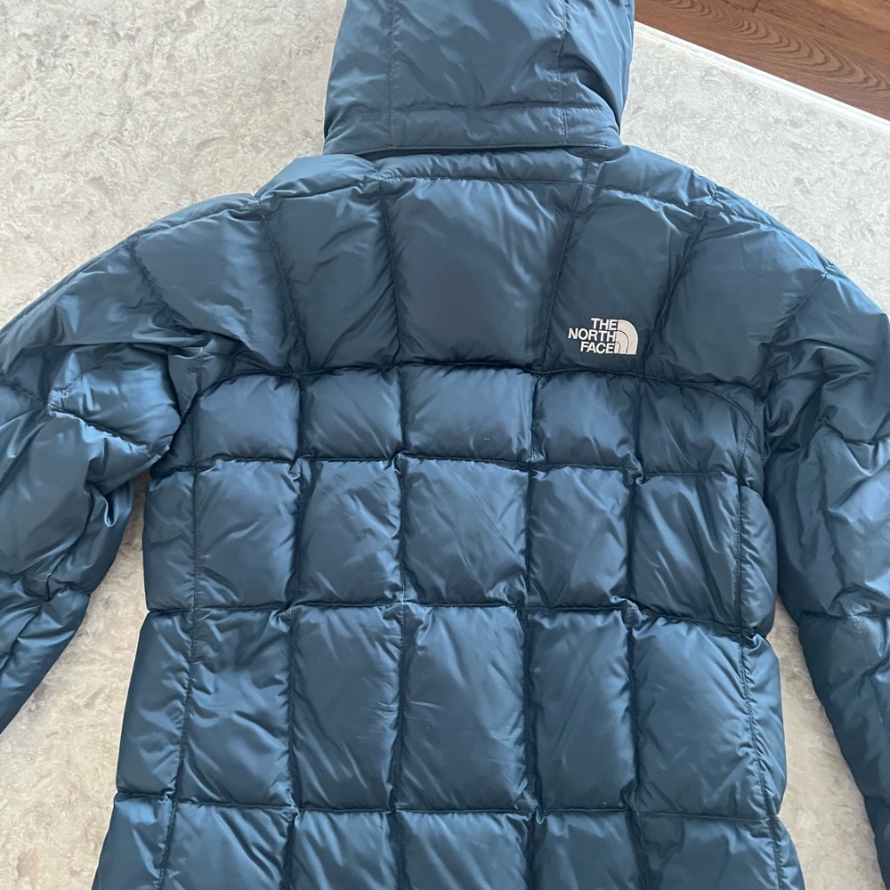 The North Face Down Insulated Jacket 600 - Picture 9 of 12